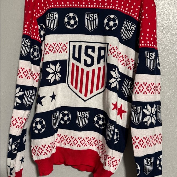 2022 World Cup Fox Sports US Soccer sweater men’s NEW - Picture 12 of 13